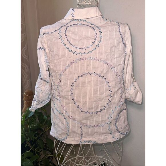 WOMEN Chico’s size 0 (US SIZE XS) blue/white Paisley quarter sleeve shirt button - Picture 6 of 8